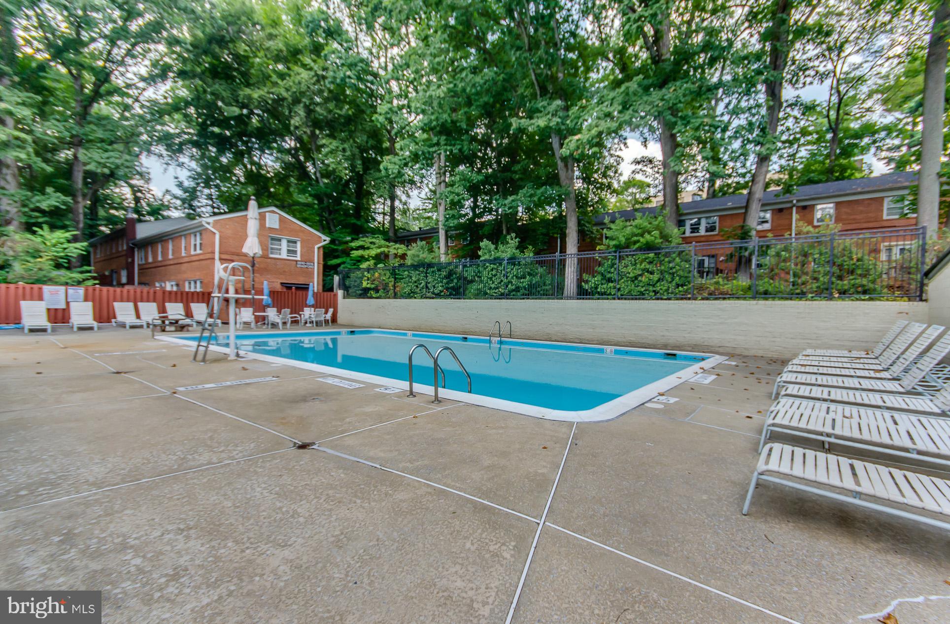 TOP OF THE PARK - Residential