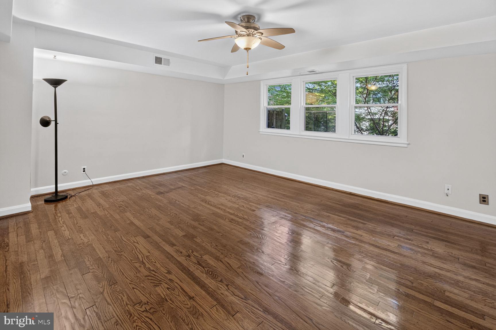 TOP OF THE PARK - Residential