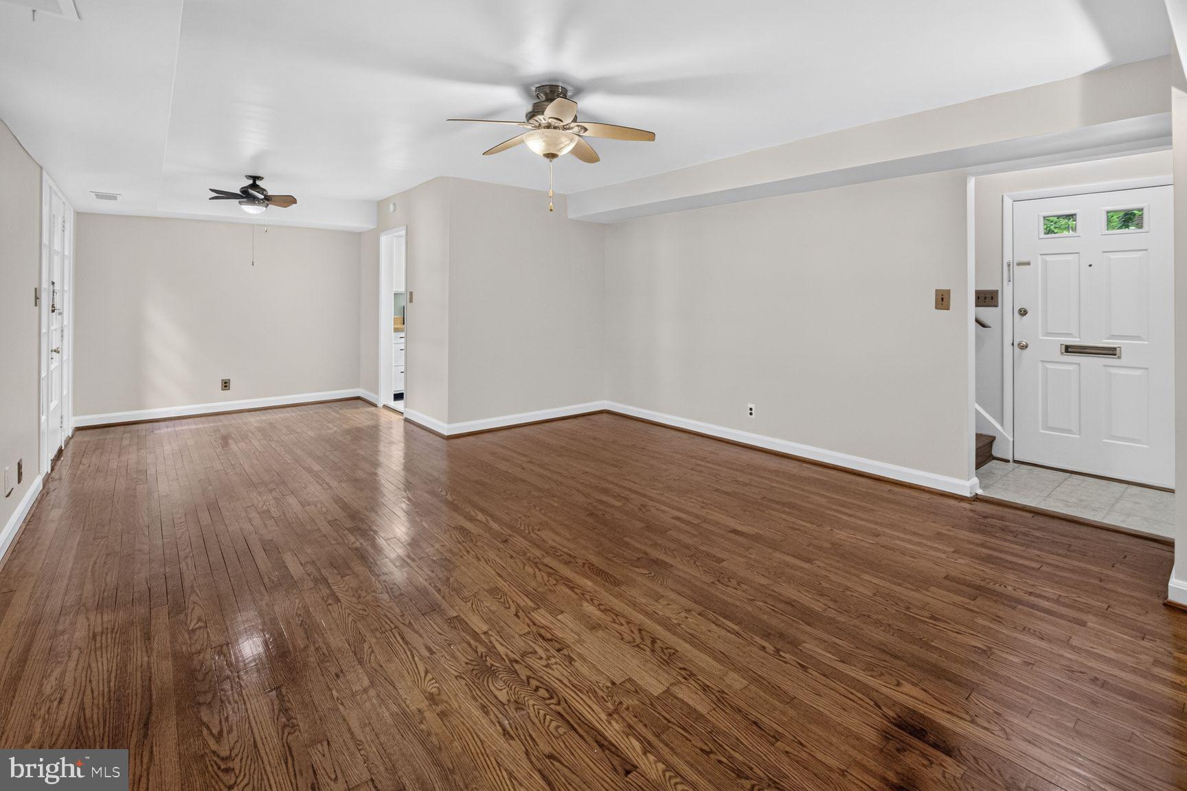 TOP OF THE PARK - Residential
