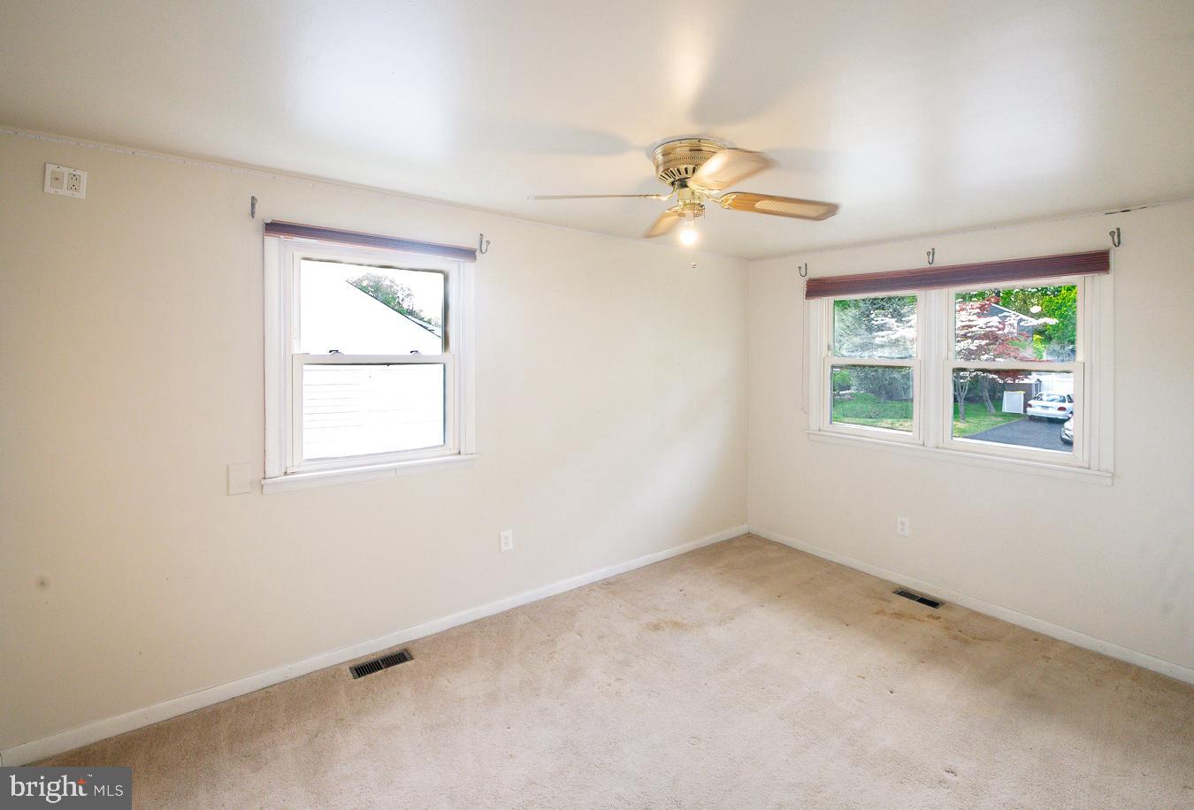 WILLOW RUN - Residential