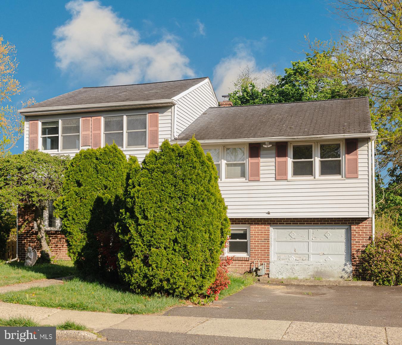 WILLOW RUN - Residential