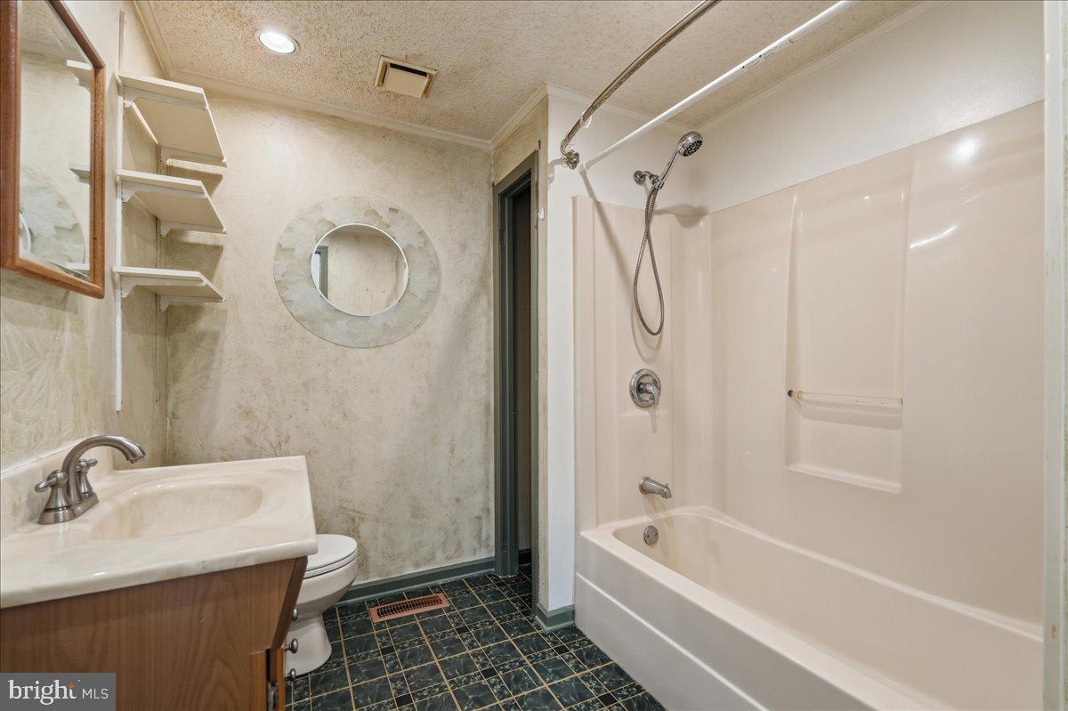 WILLMOUNT HEIGHTS - Residential