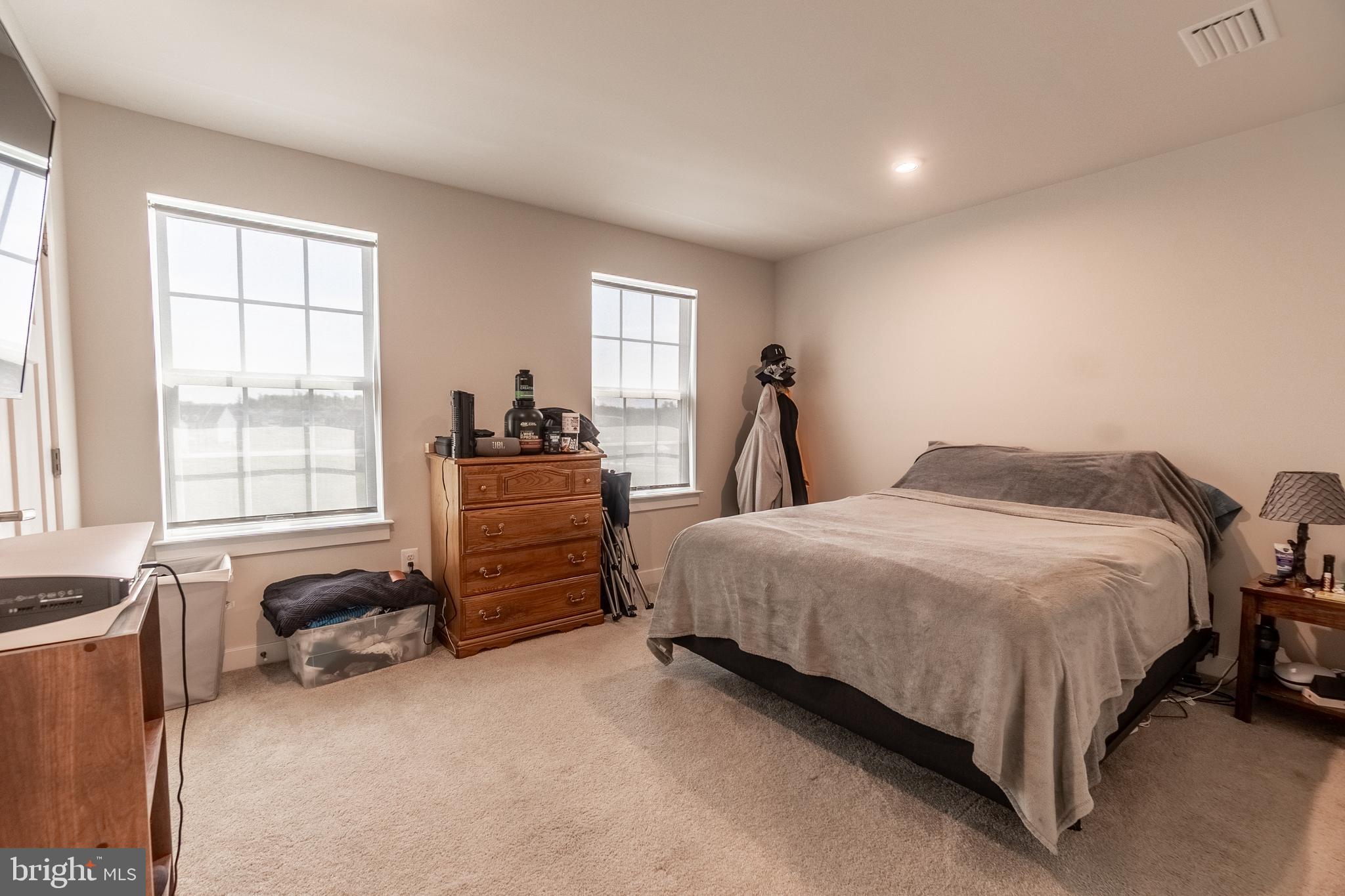 HIGH POINTE SOUTH - Residential