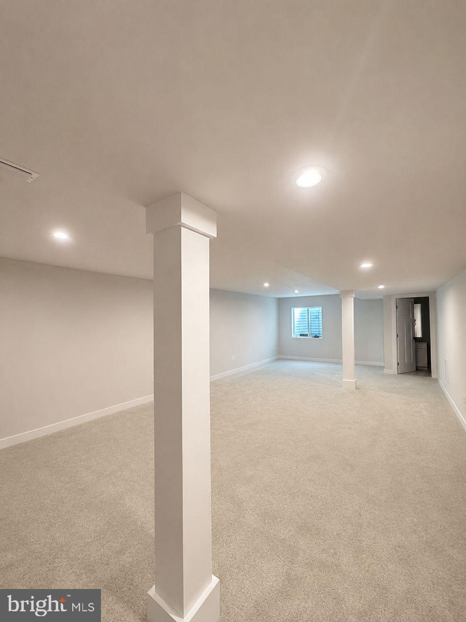 HIGH POINTE SOUTH - Residential