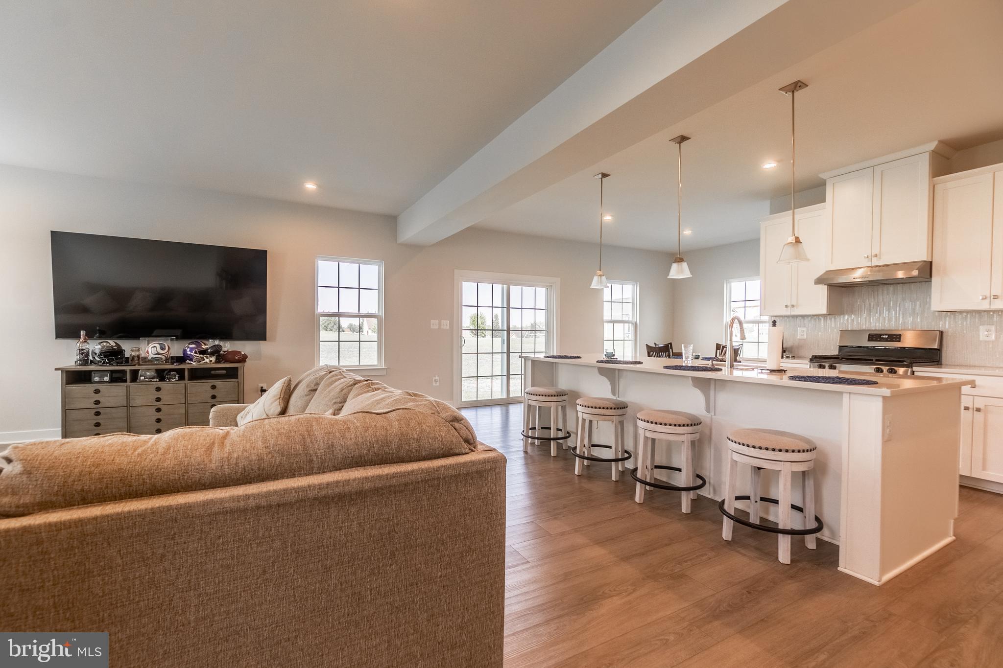 HIGH POINTE SOUTH - Residential