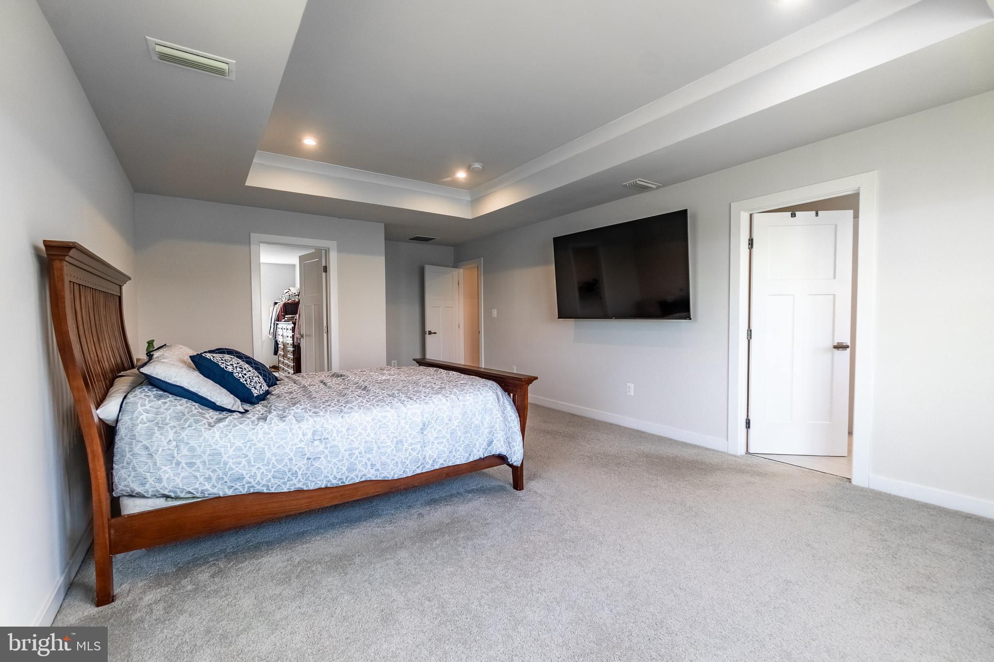 HIGH POINTE SOUTH - Residential
