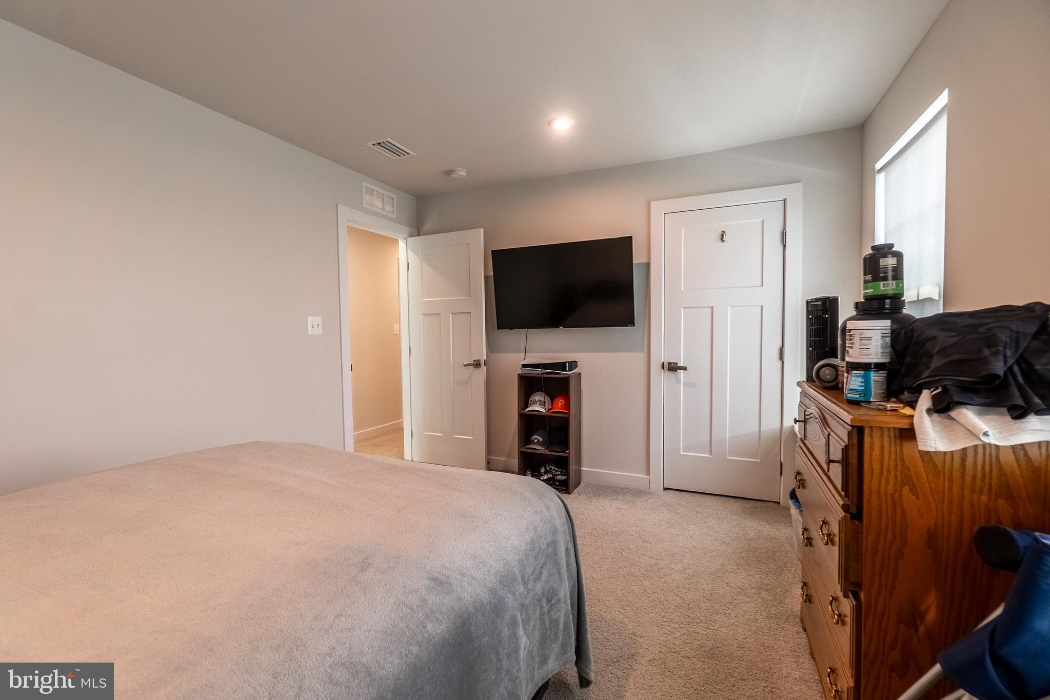 HIGH POINTE SOUTH - Residential