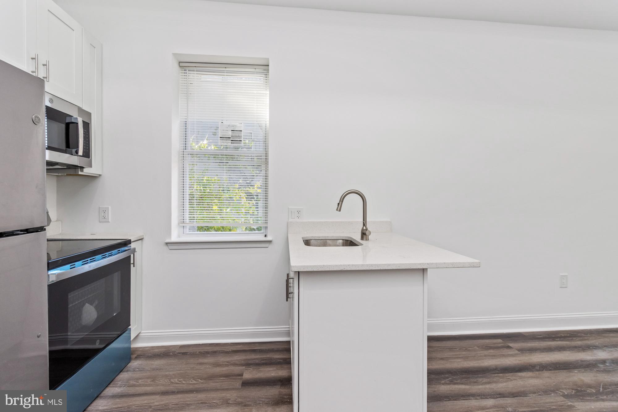 HARLEM PARK - Residential Income
