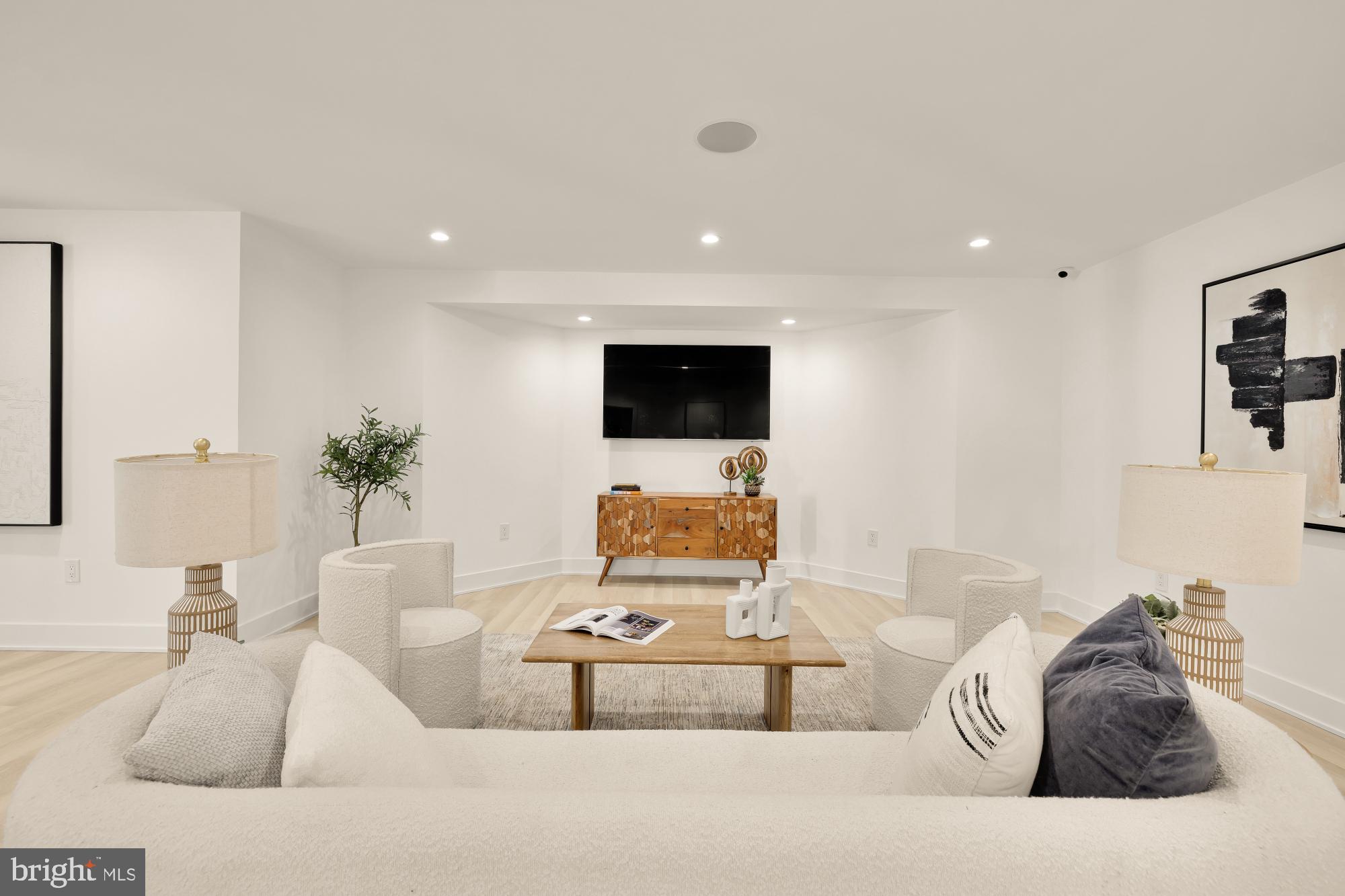 TRAVILAH MEADOWS - Residential