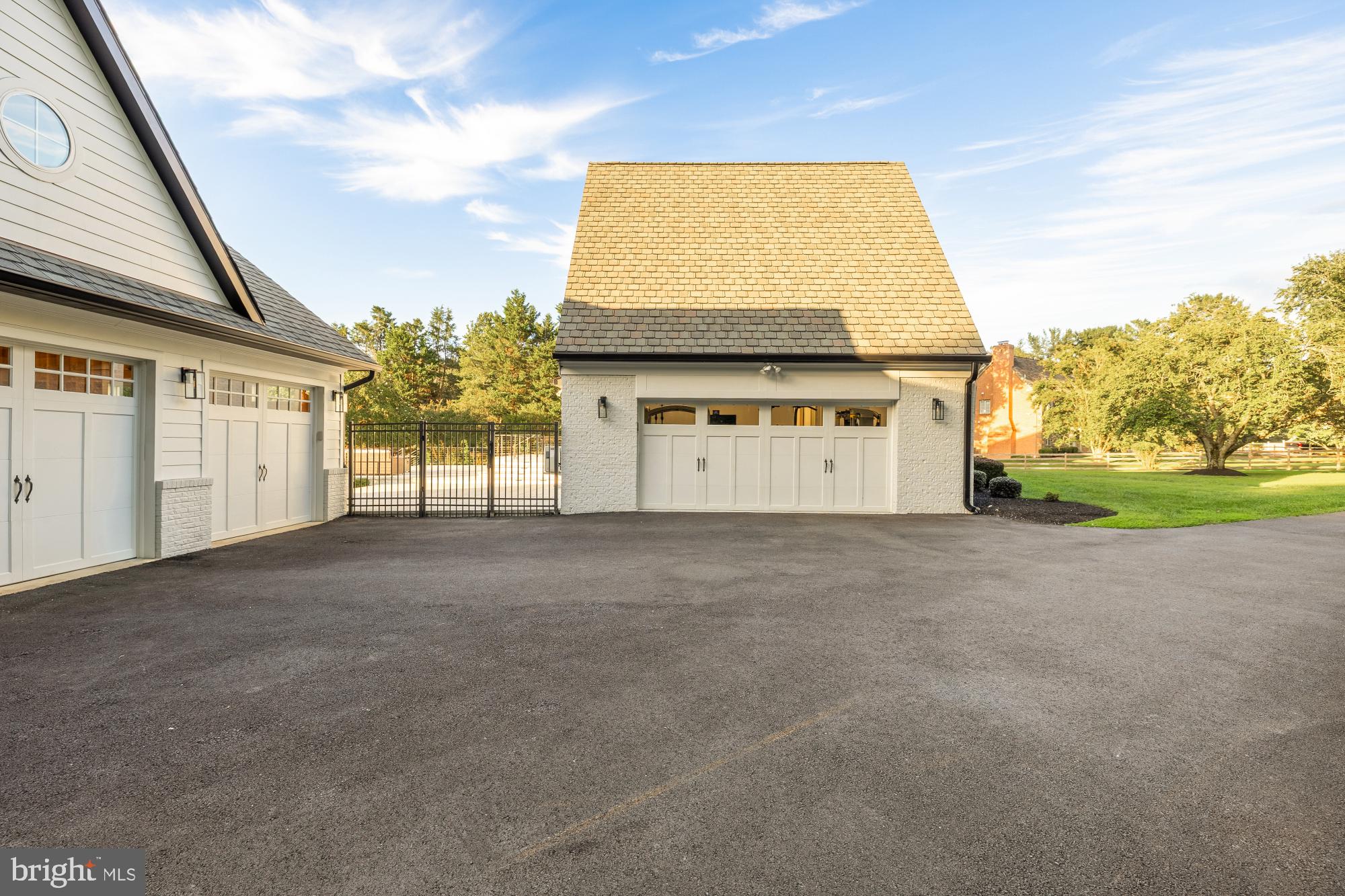 TRAVILAH MEADOWS - Residential