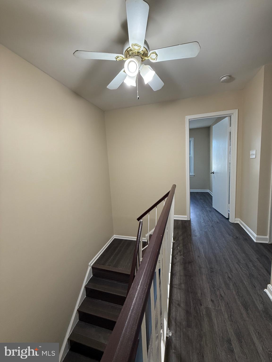 SARATOGA TOWNHOUSES - Residential