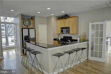 FOUNTAINS AT MCLEAN - Residential Lease