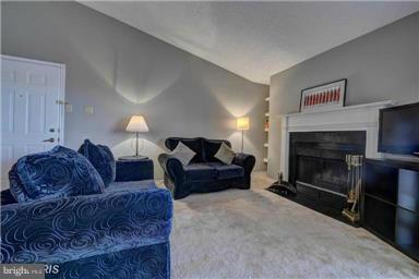 FOUNTAINS AT MCLEAN - Residential Lease