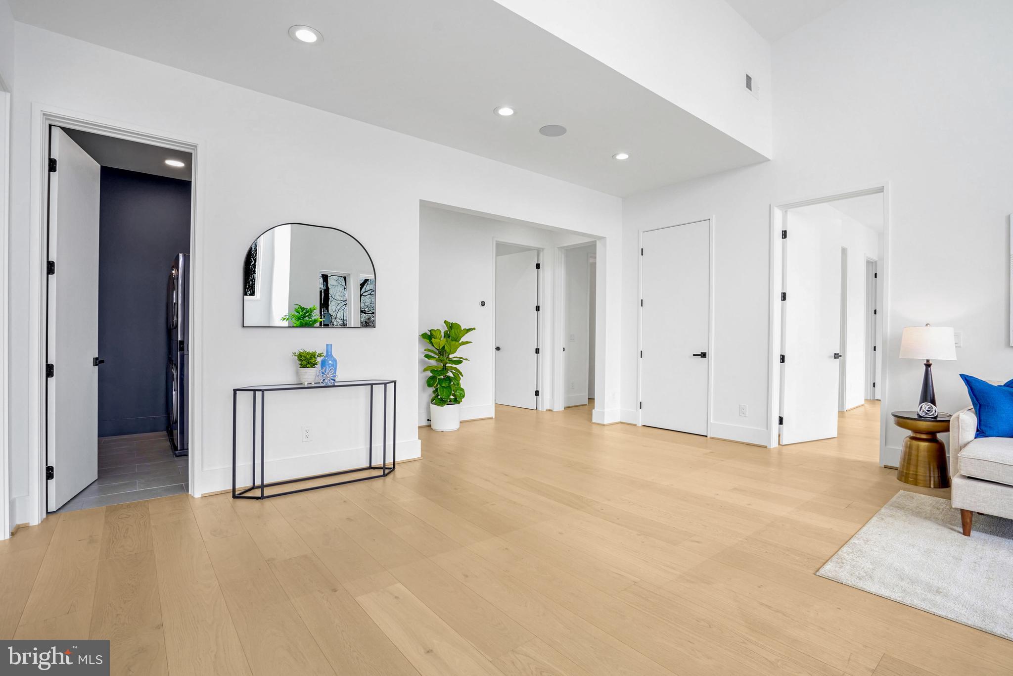 MINOR HILL - Residential