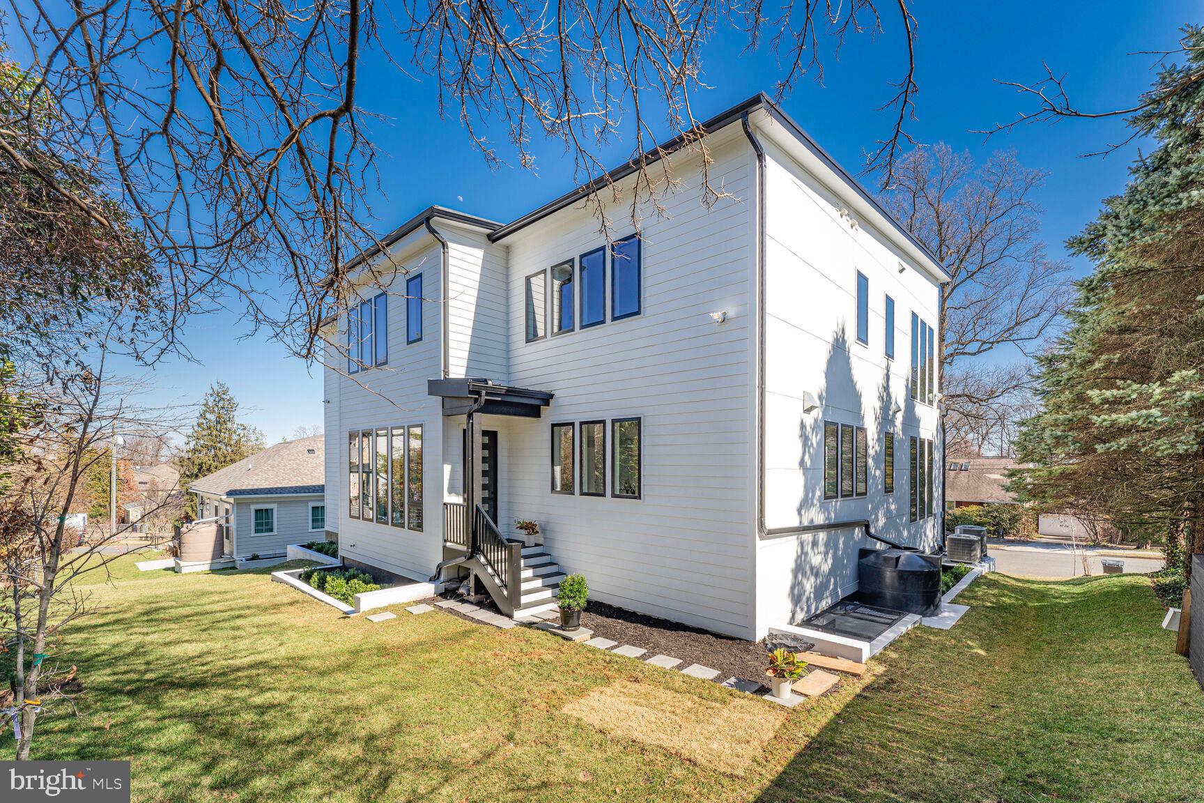 MINOR HILL - Residential
