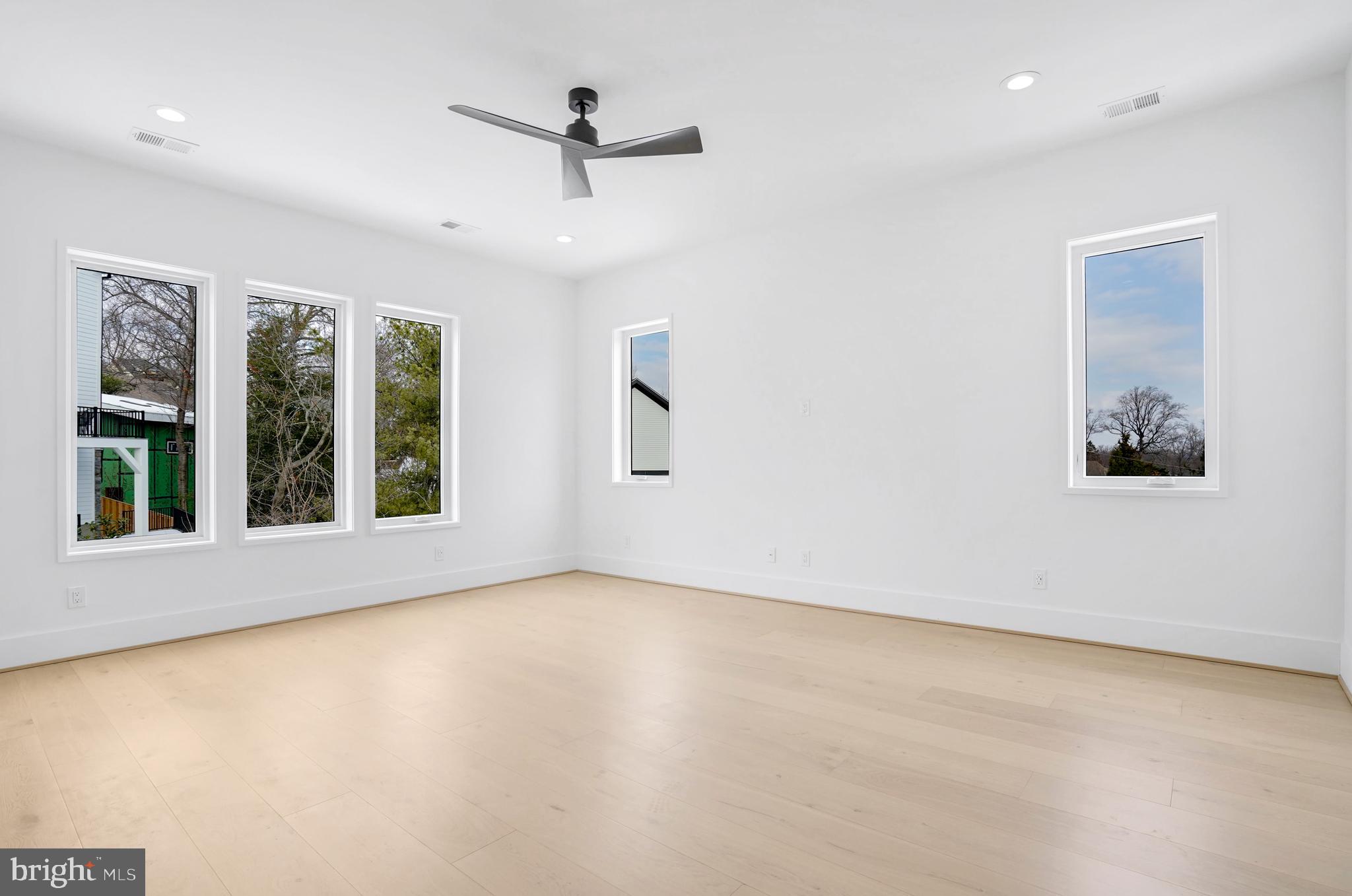 MINOR HILL - Residential