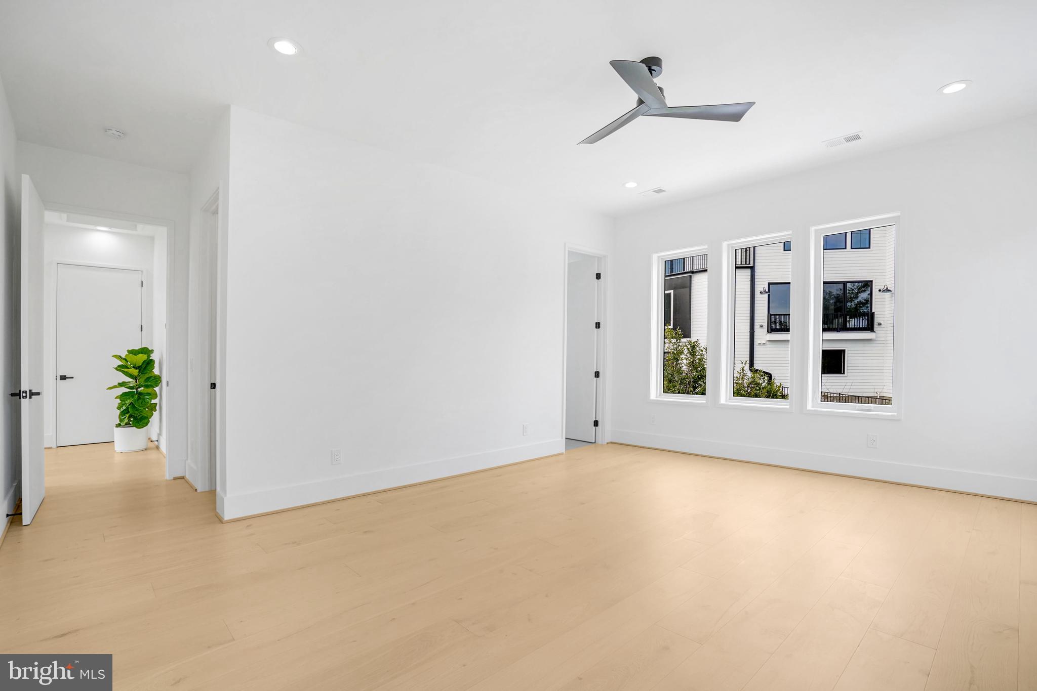 MINOR HILL - Residential