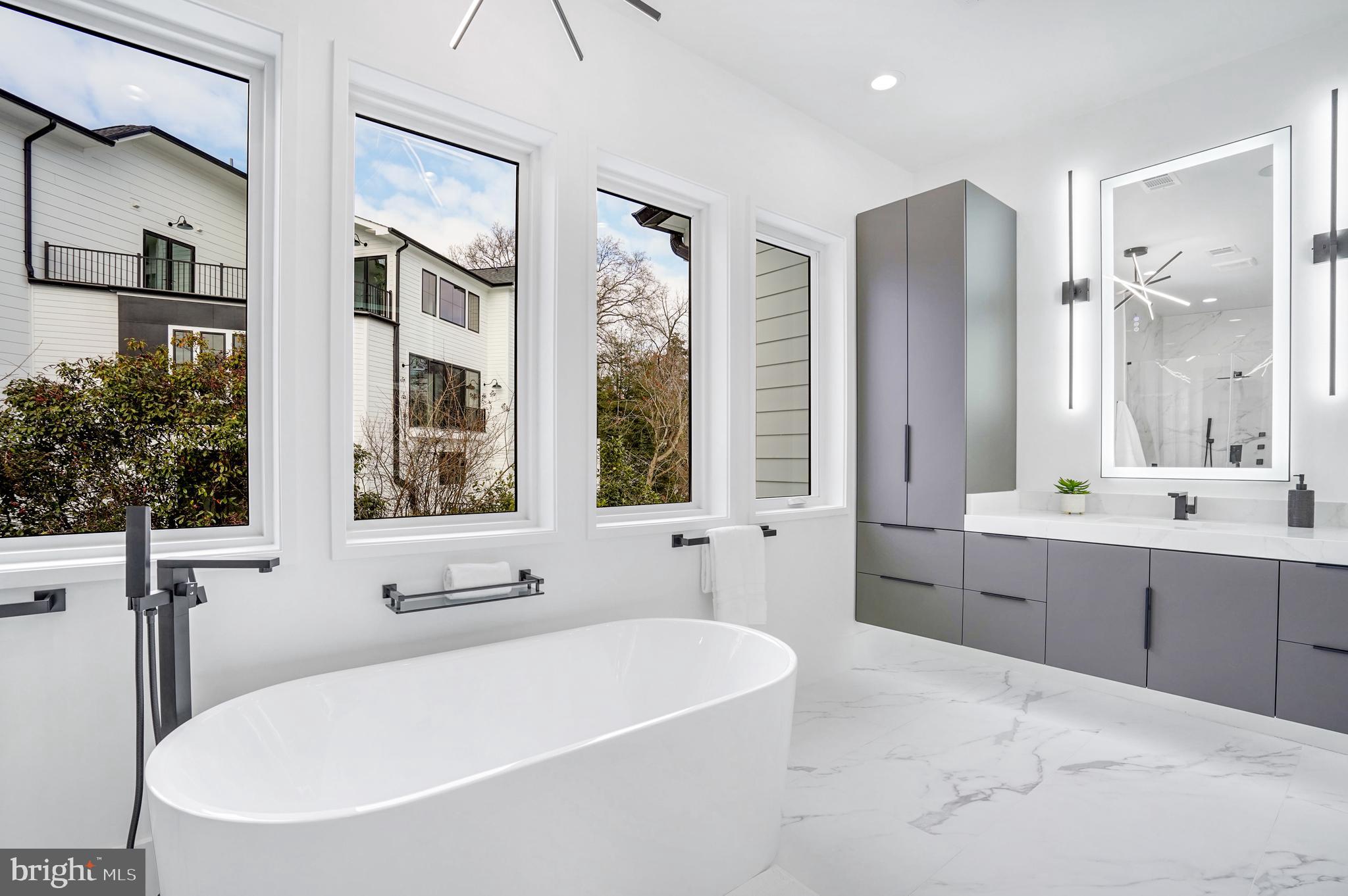 MINOR HILL - Residential