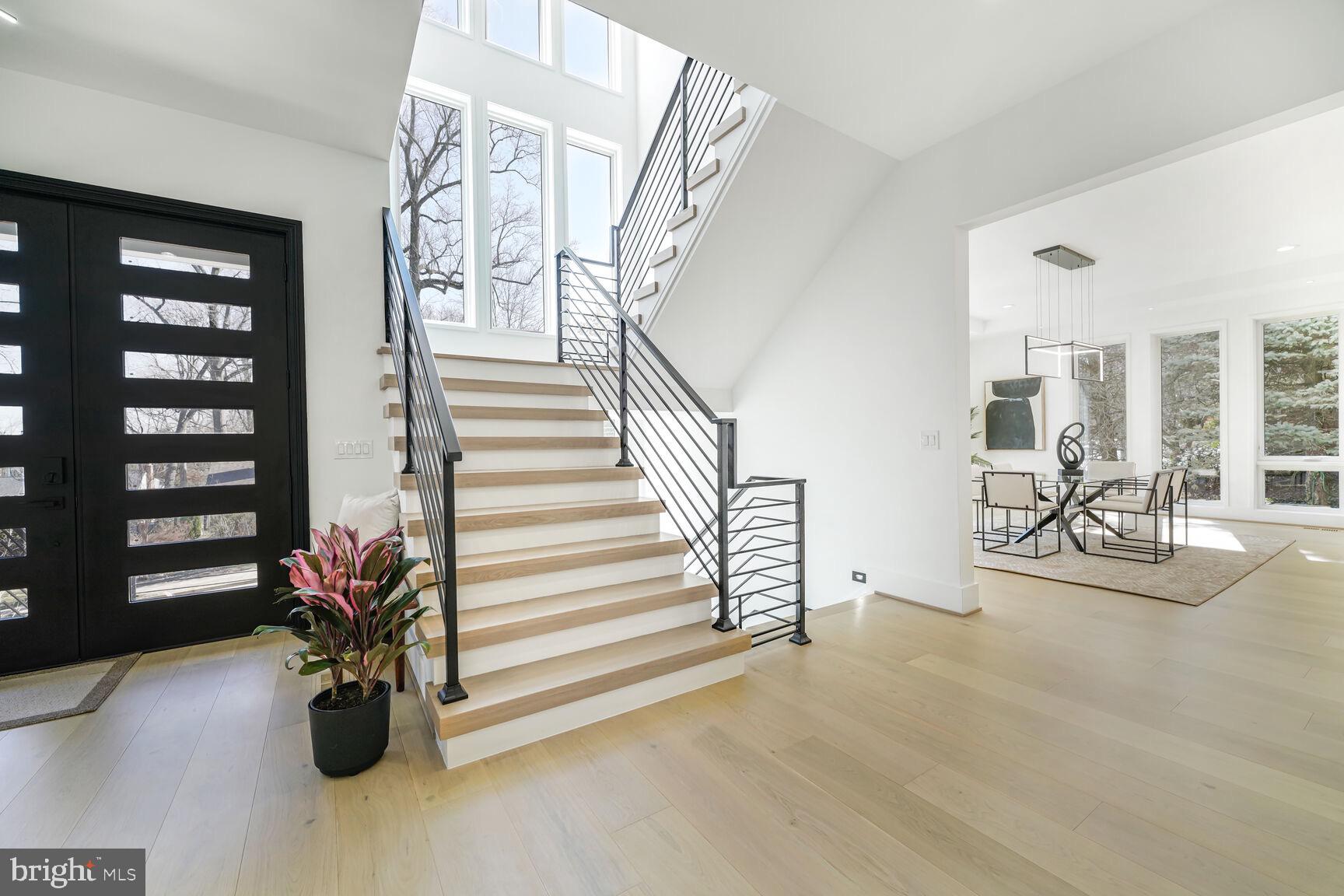 MINOR HILL - Residential