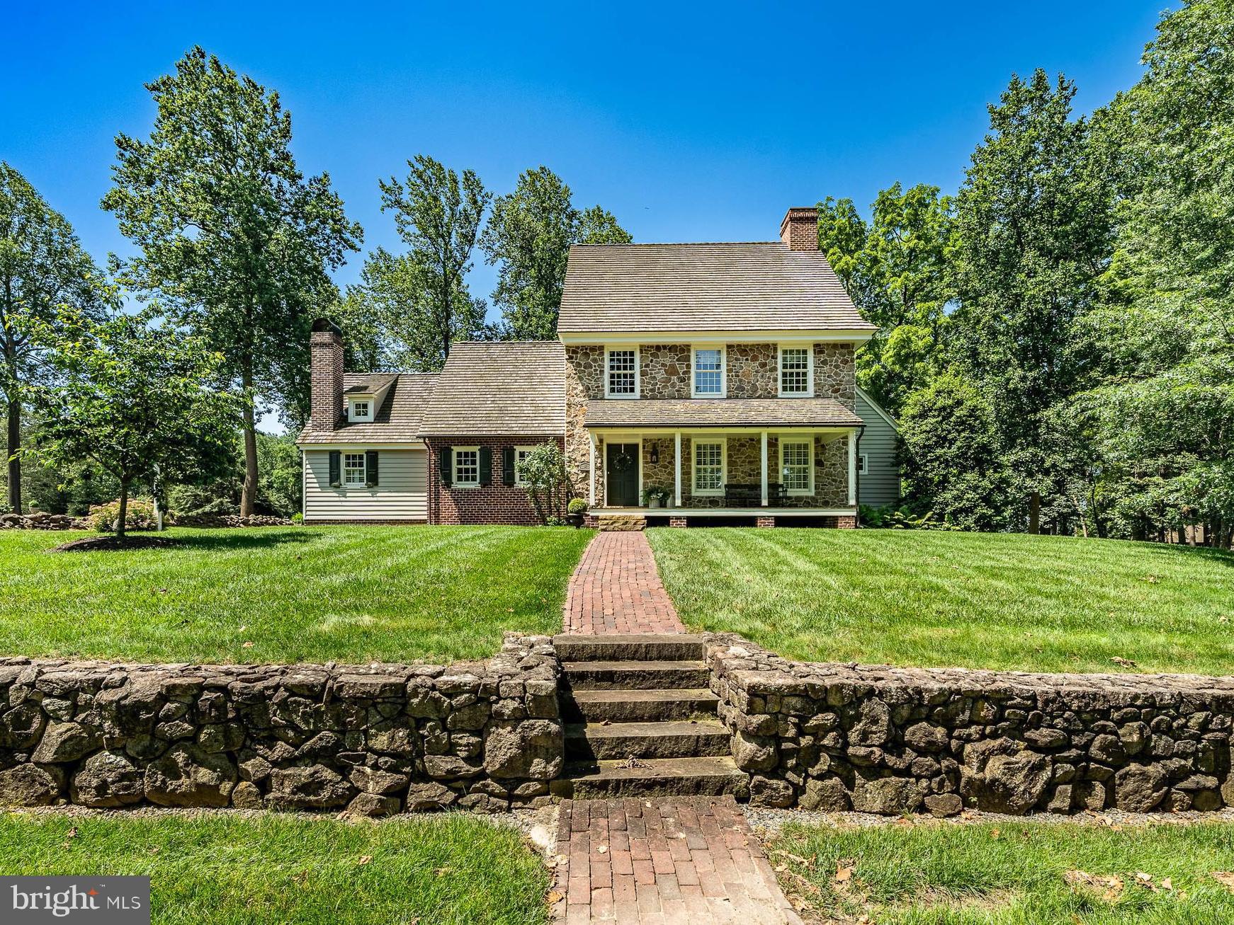 OLDEBULLTOWNVILLAGE - Residential