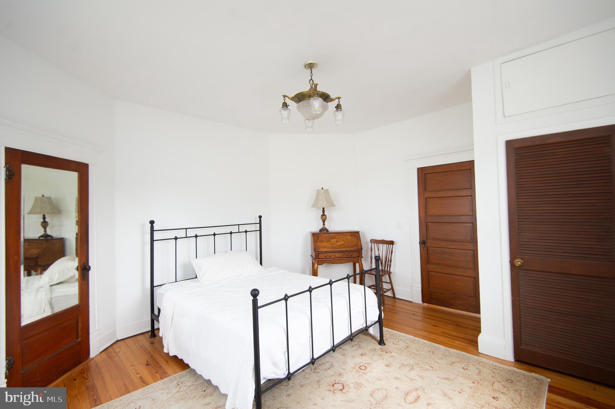 HISTORIC DISTRICT - WEST END - Residential