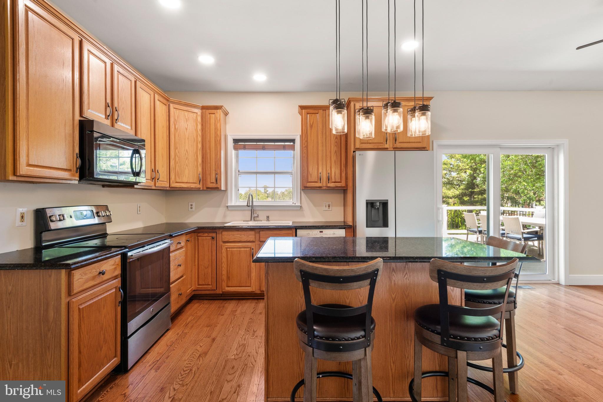KENILWORTH - Residential