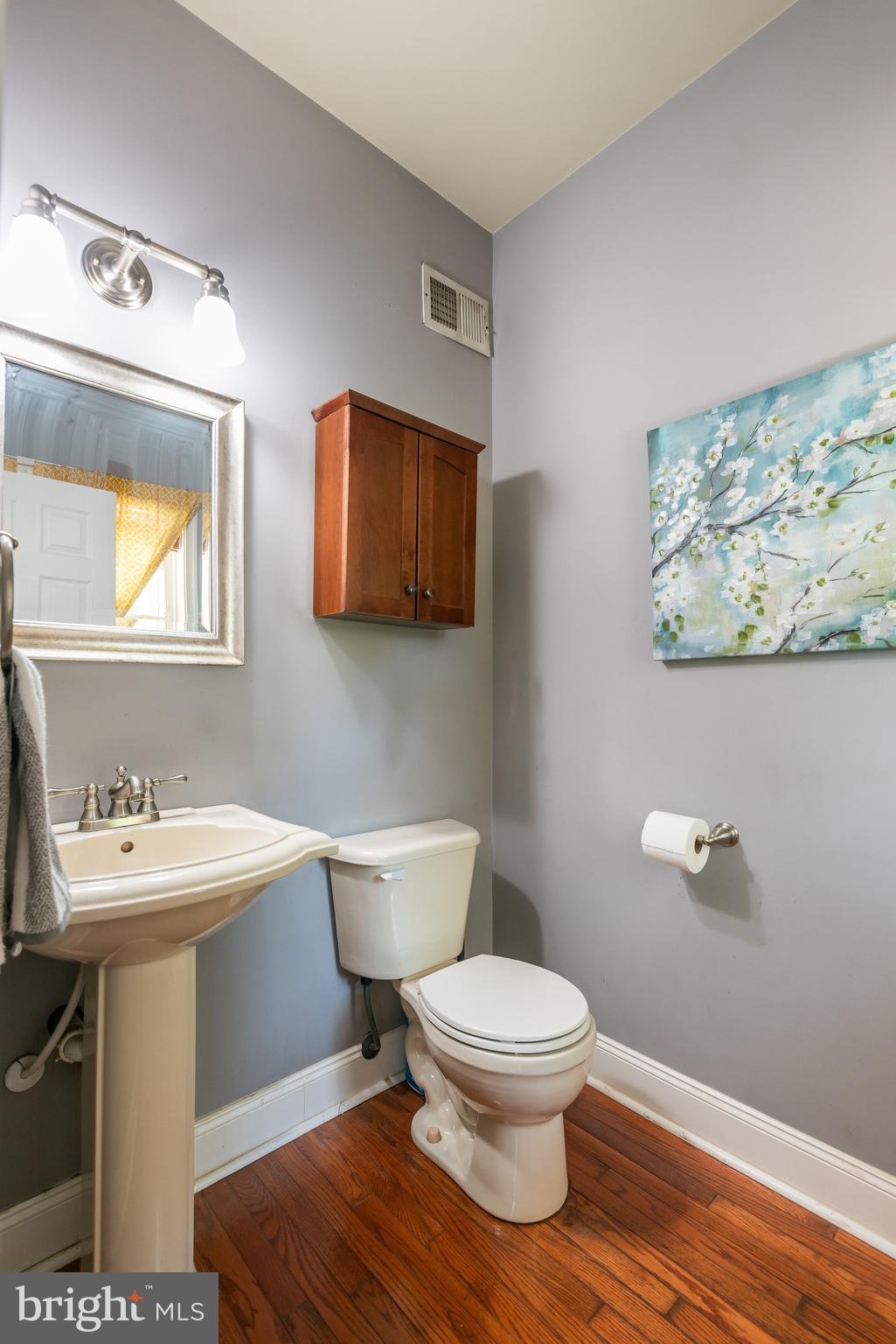 KENILWORTH - Residential
