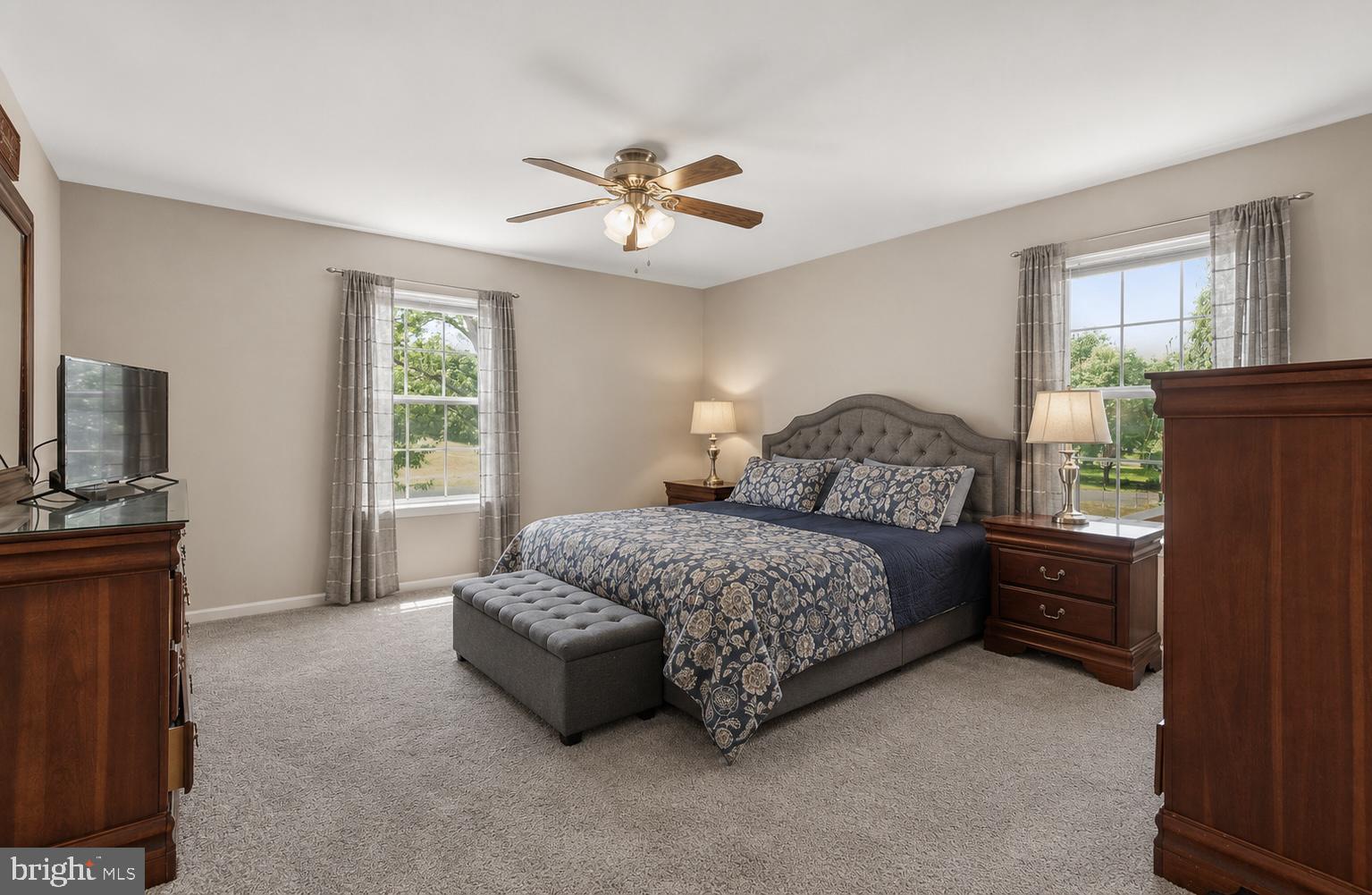 KENILWORTH - Residential
