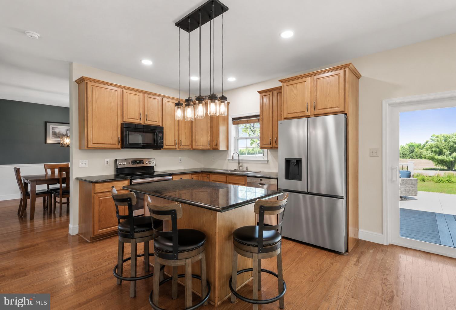 KENILWORTH - Residential