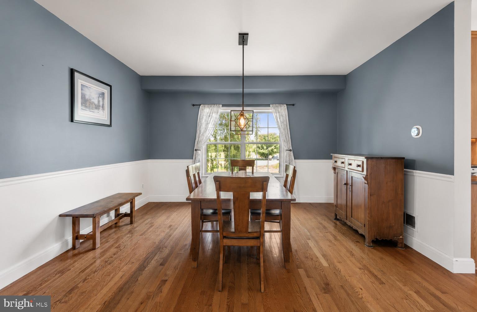 KENILWORTH - Residential