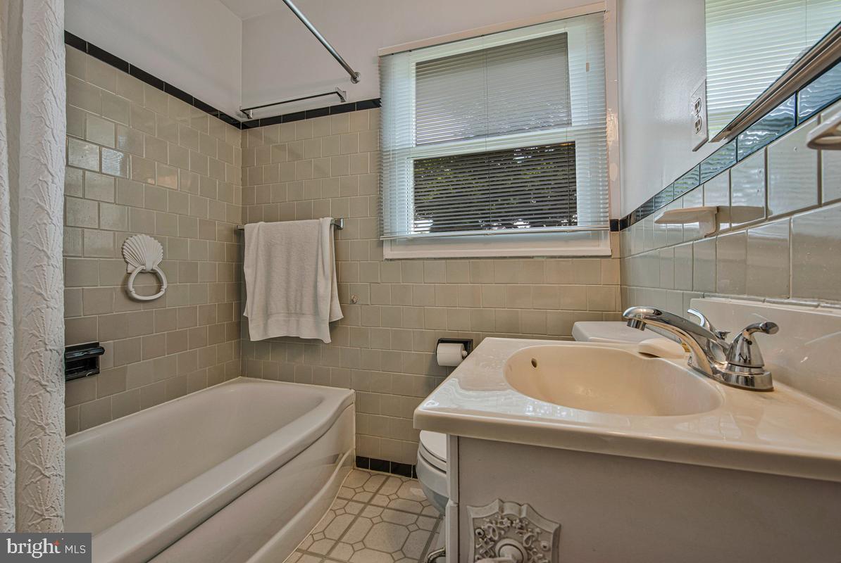 SEABROOK ACRES - Residential