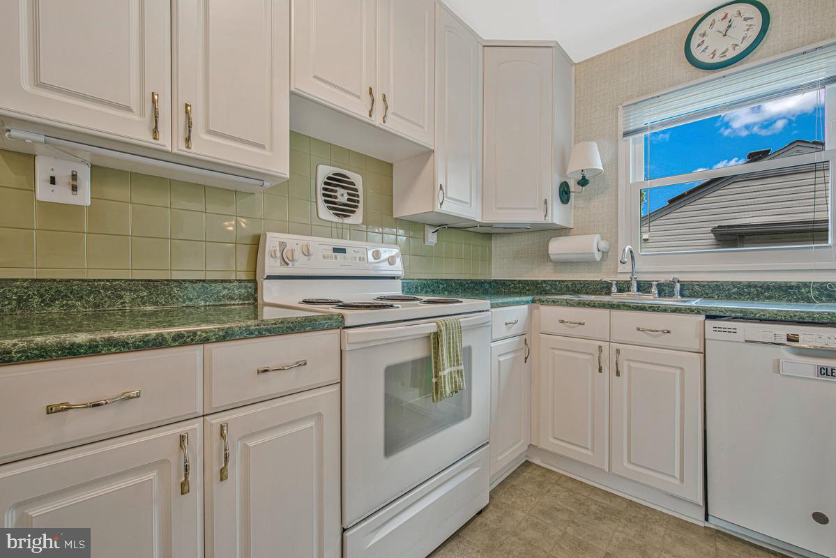 SEABROOK ACRES - Residential