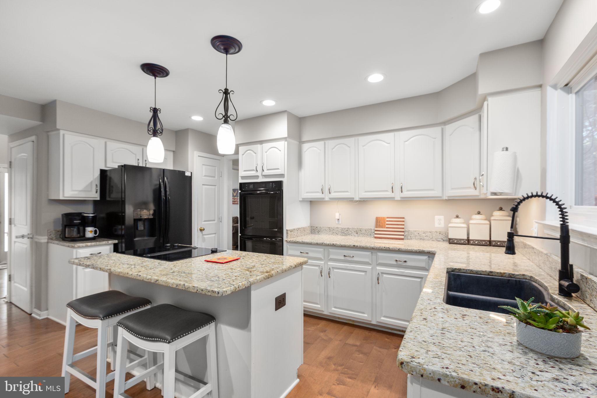 AUSTIN RIDGE - Residential
