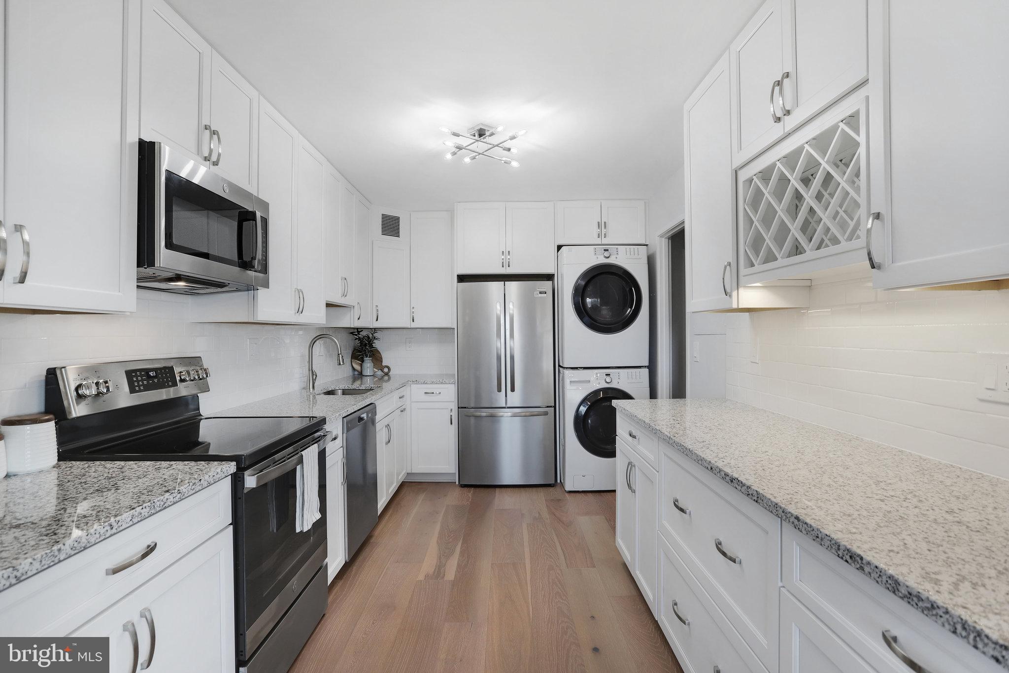 WATERGATE AT LANDMARK - Residential Lease