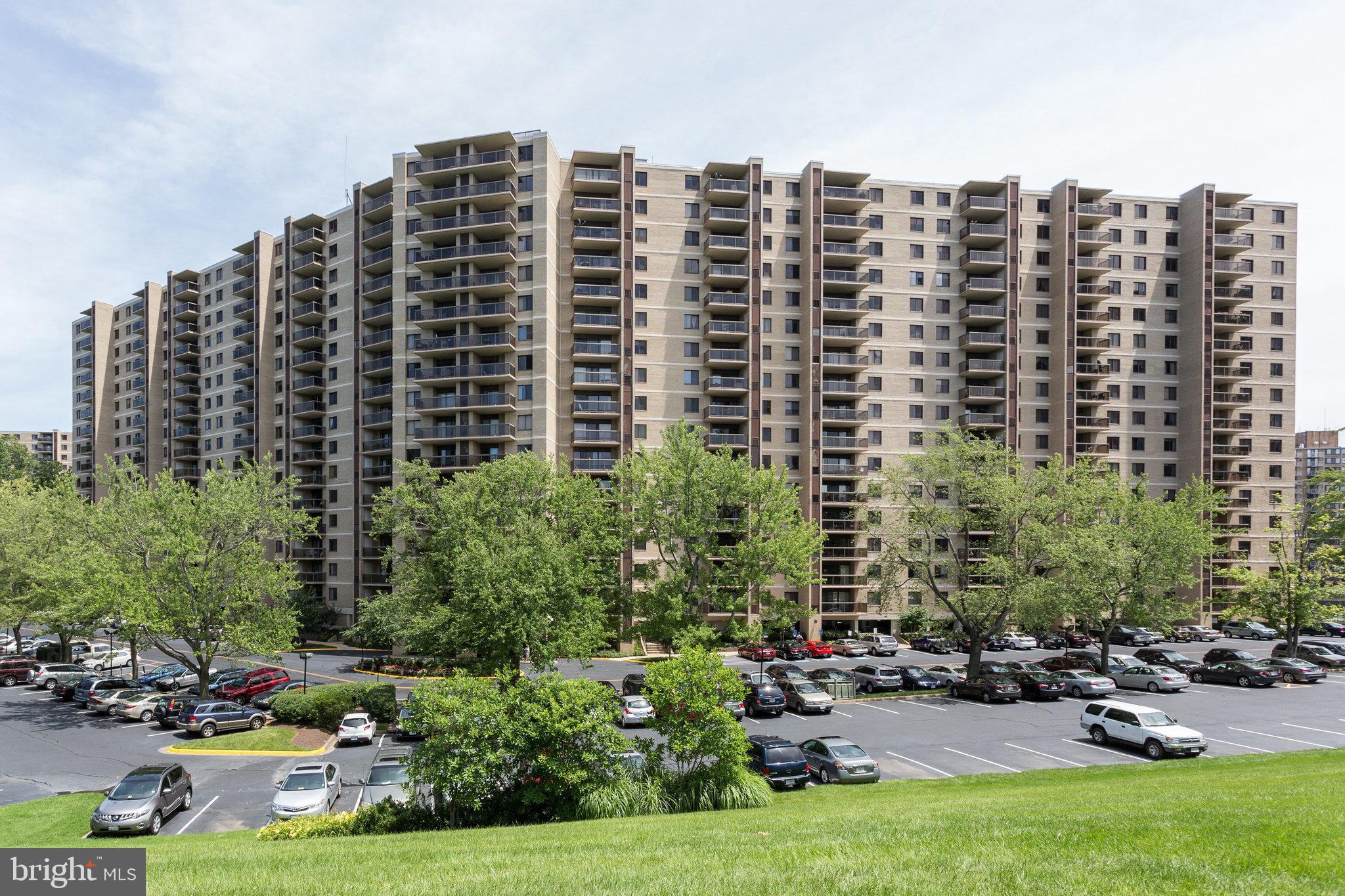 WATERGATE AT LANDMARK - Residential Lease