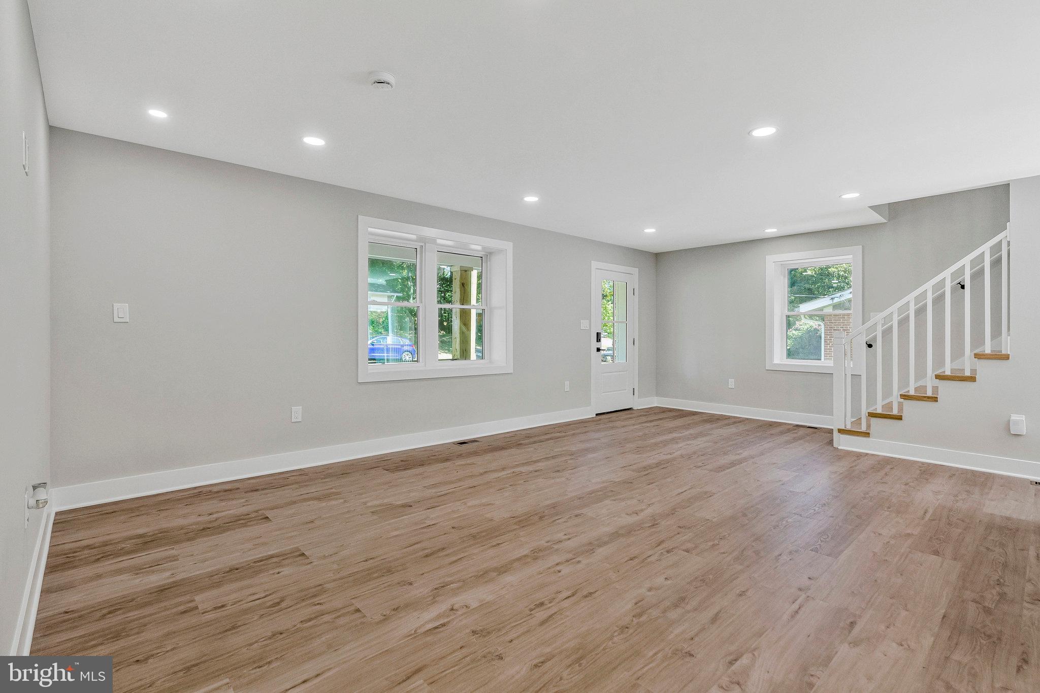 LORD FAIRFAX ESTATES - Residential