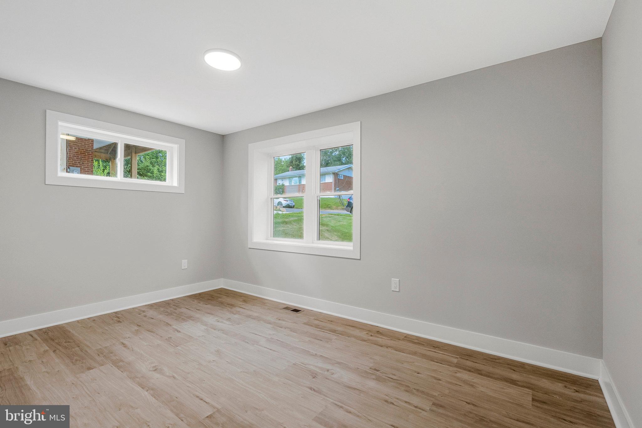 LORD FAIRFAX ESTATES - Residential