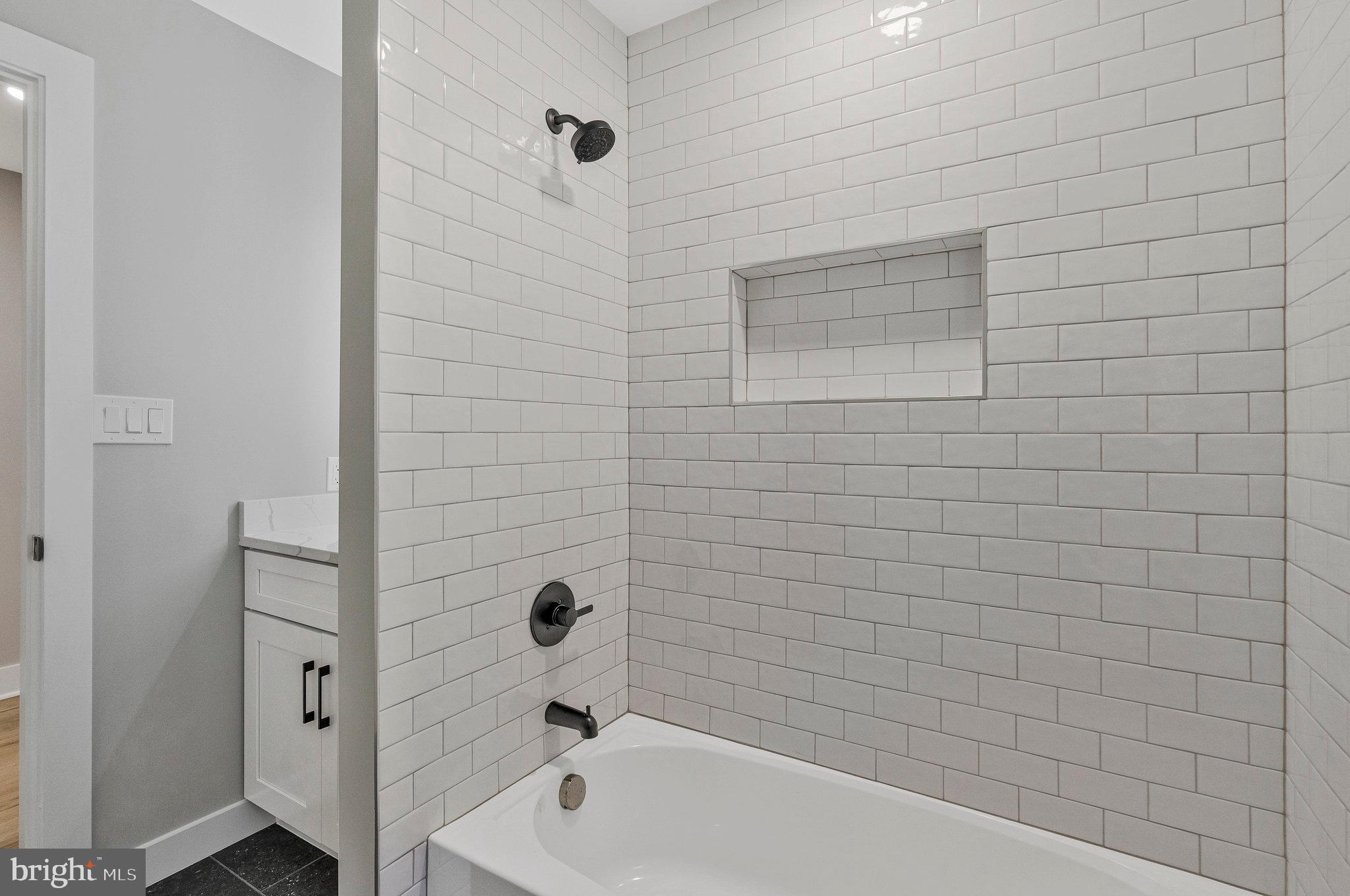 LORD FAIRFAX ESTATES - Residential
