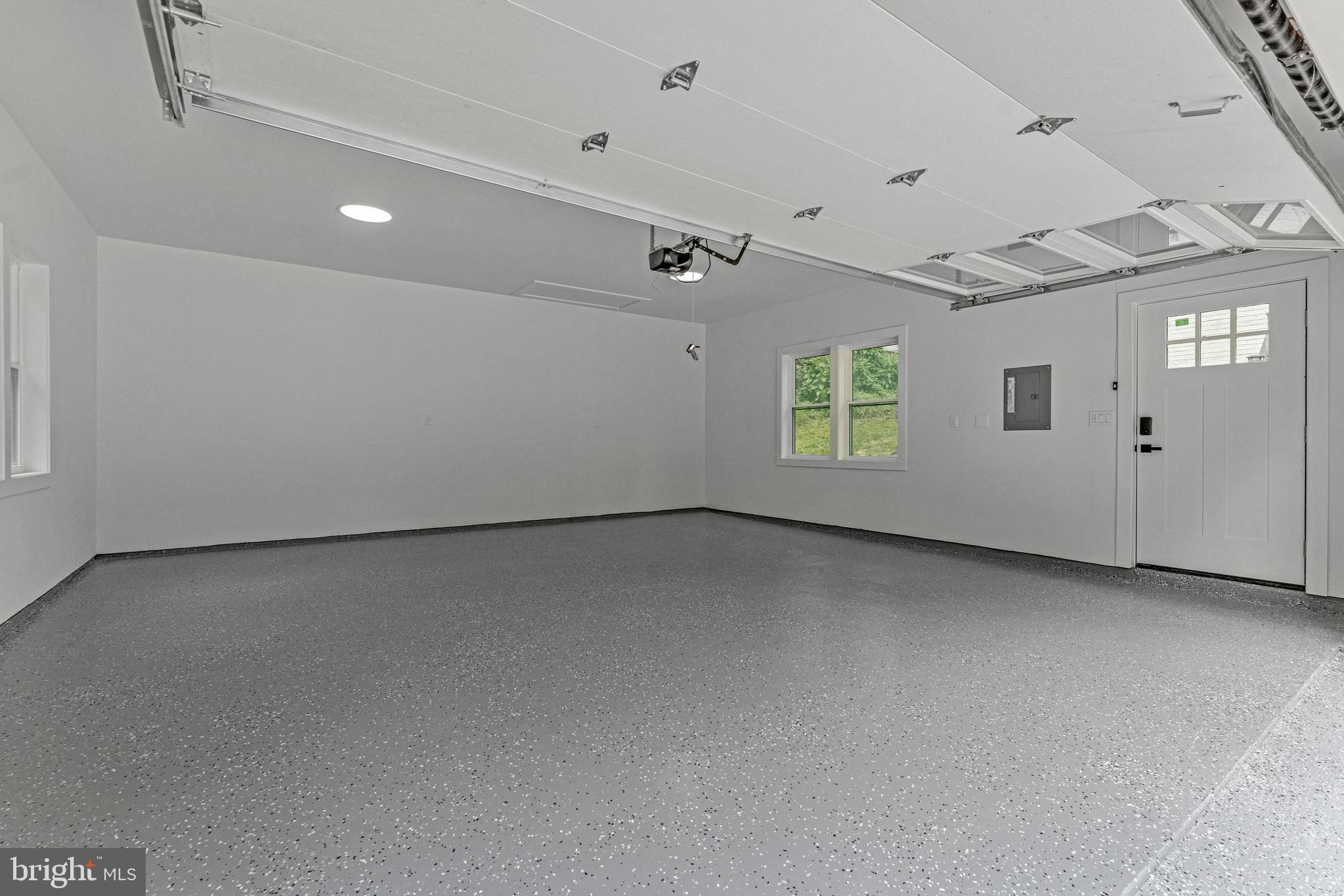 LORD FAIRFAX ESTATES - Residential
