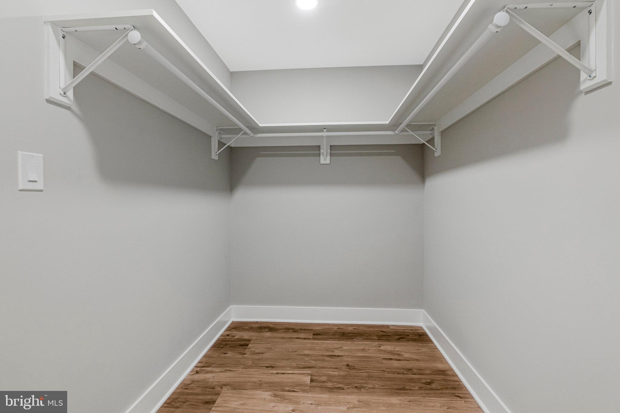 LORD FAIRFAX ESTATES - Residential