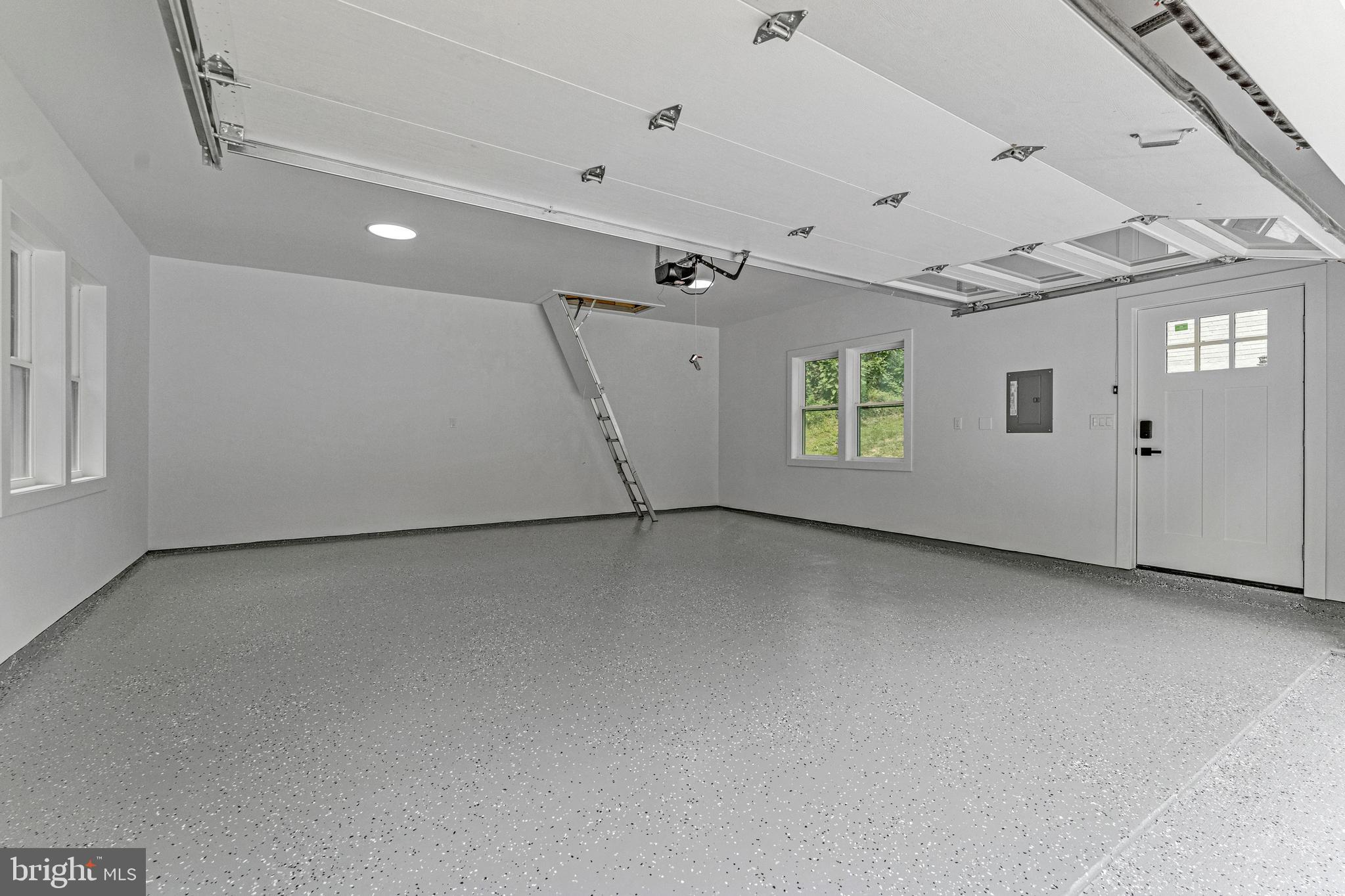 LORD FAIRFAX ESTATES - Residential