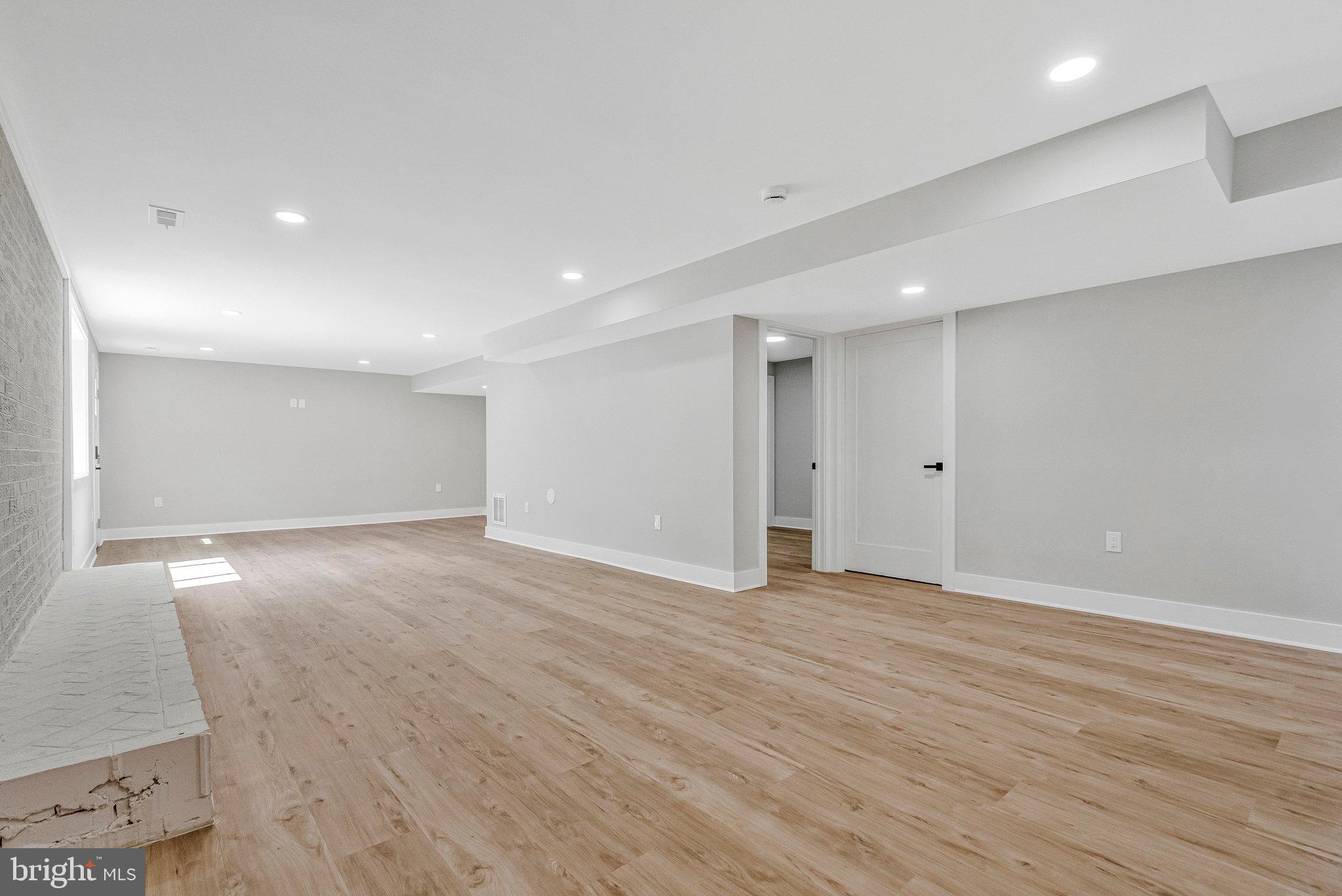 LORD FAIRFAX ESTATES - Residential