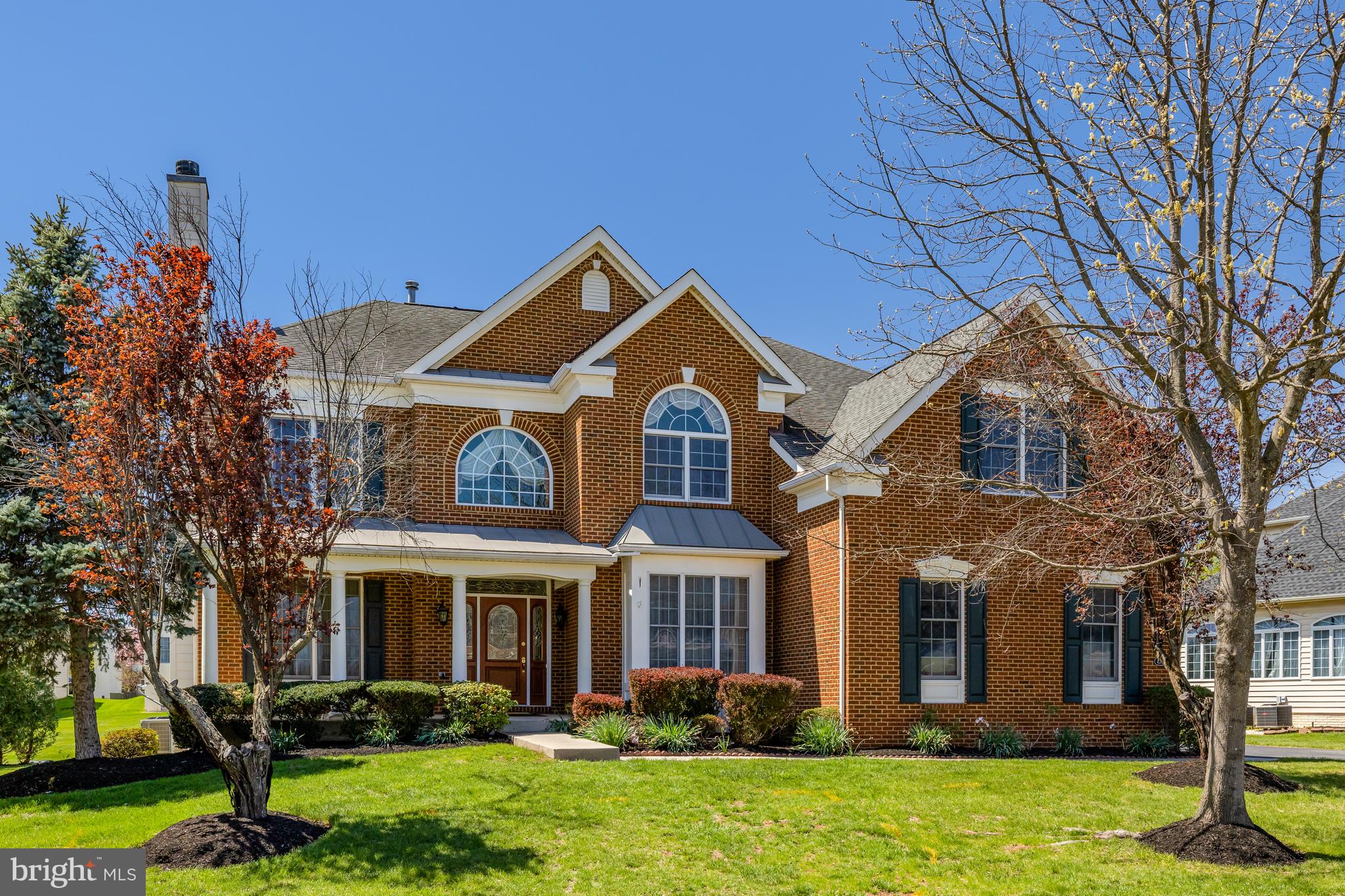 LOUDOUN VALLEY ESTATES - Residential
