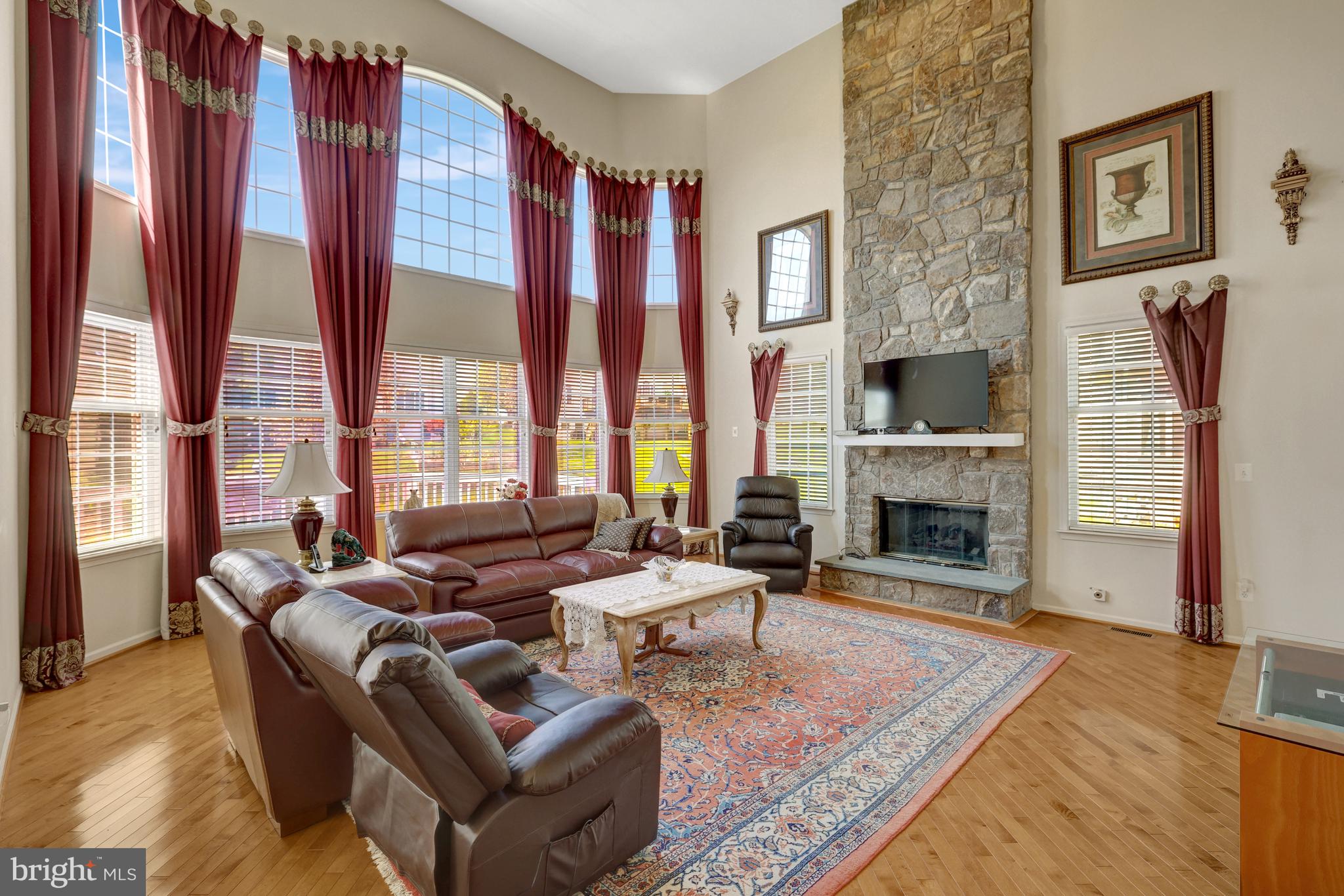 LOUDOUN VALLEY ESTATES - Residential