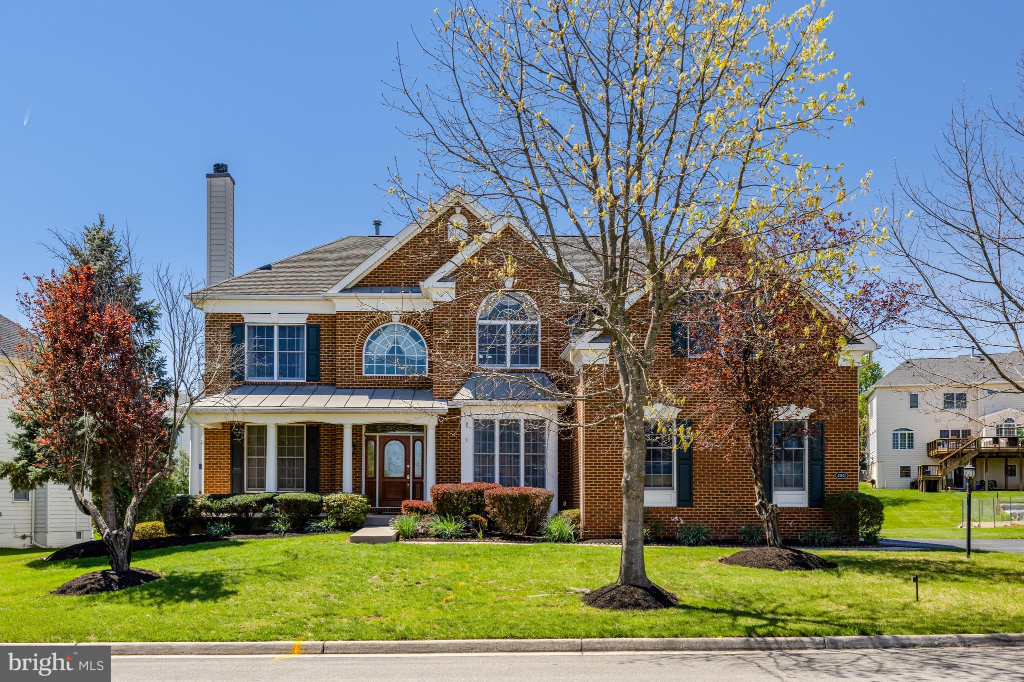 LOUDOUN VALLEY ESTATES - Residential