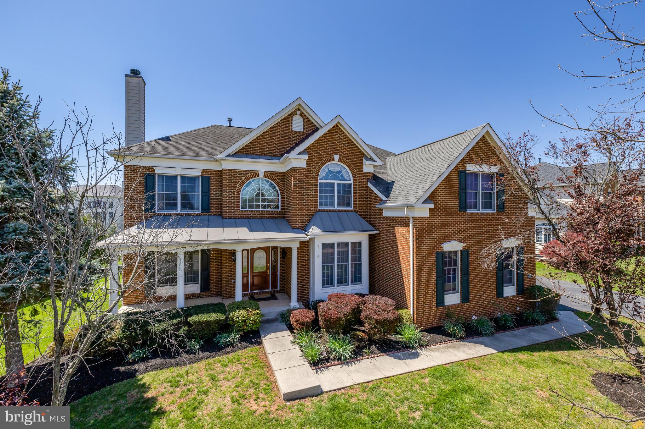 LOUDOUN VALLEY ESTATES - Residential