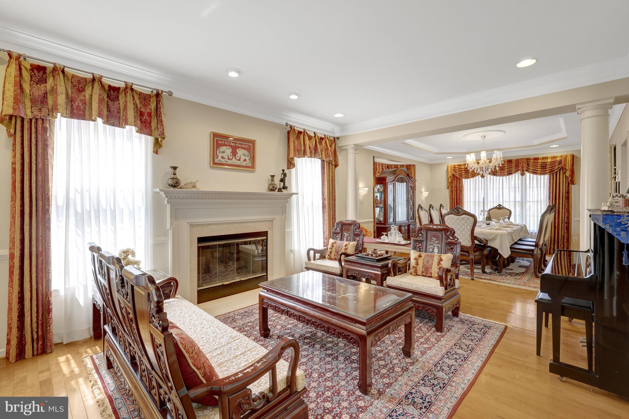 LOUDOUN VALLEY ESTATES - Residential