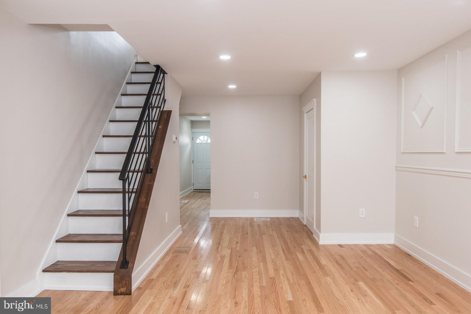 PORT RICHMOND - Residential