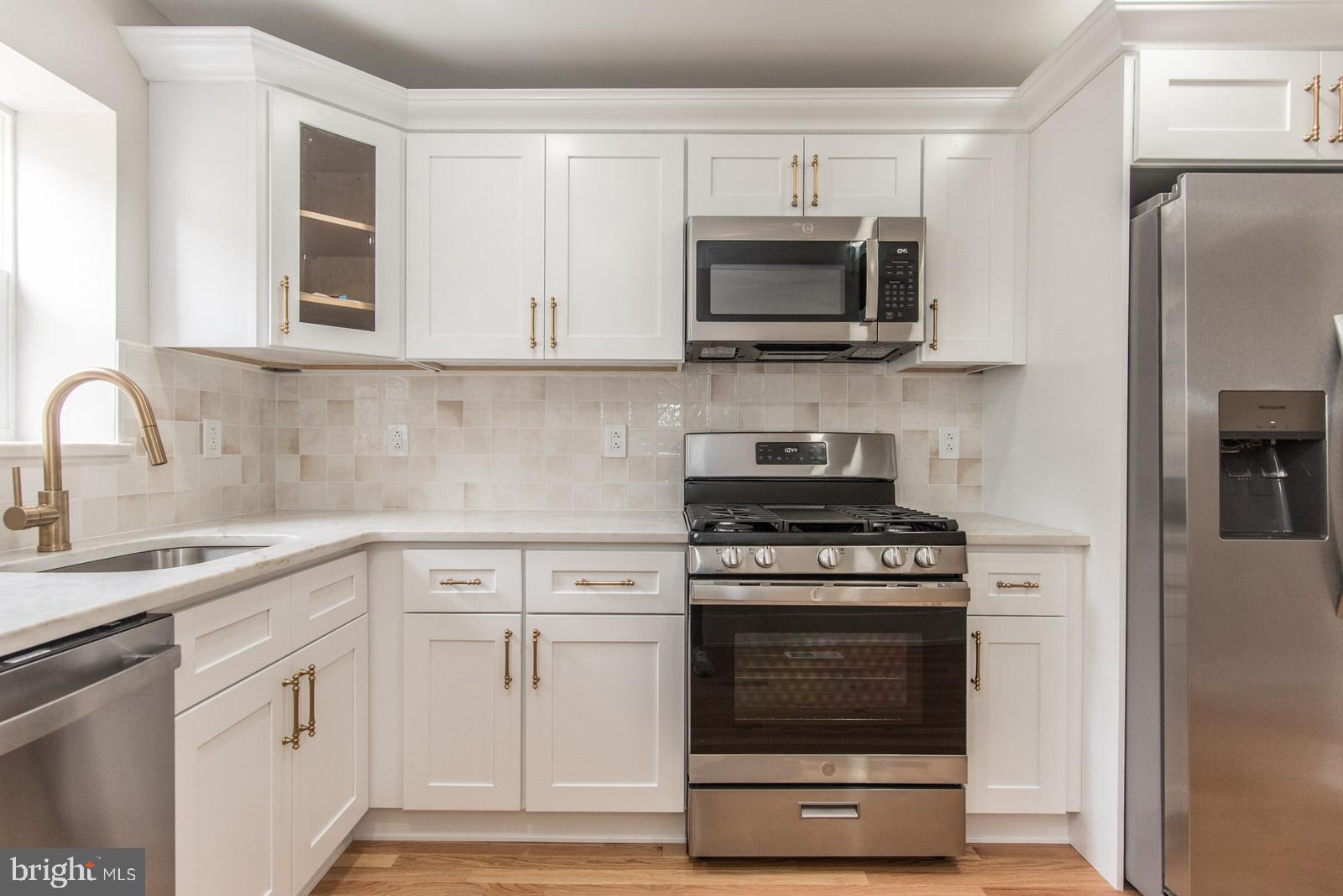 PORT RICHMOND - Residential