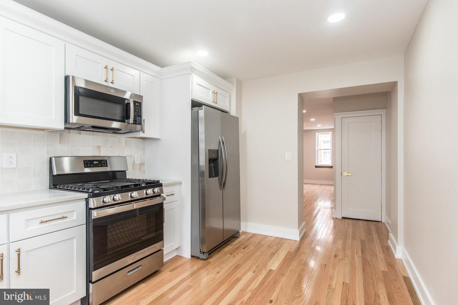 PORT RICHMOND - Residential